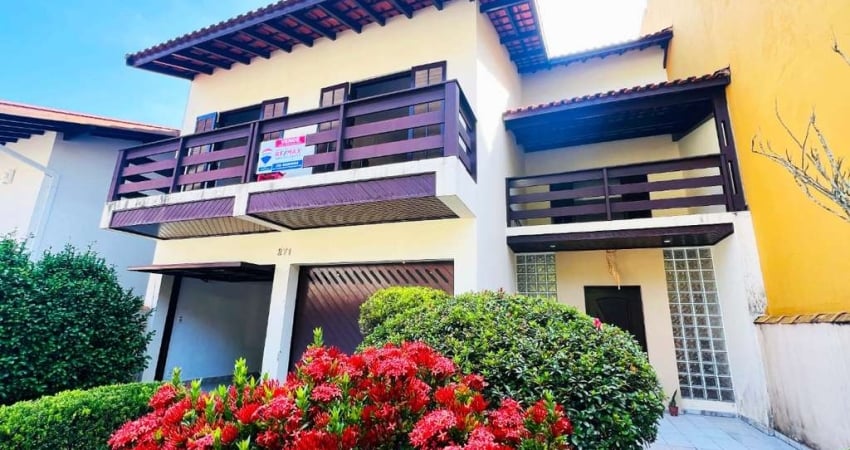 Casa no condomínio Panorama para venda com 3 quartos, sendo 1 suíte, 239m²