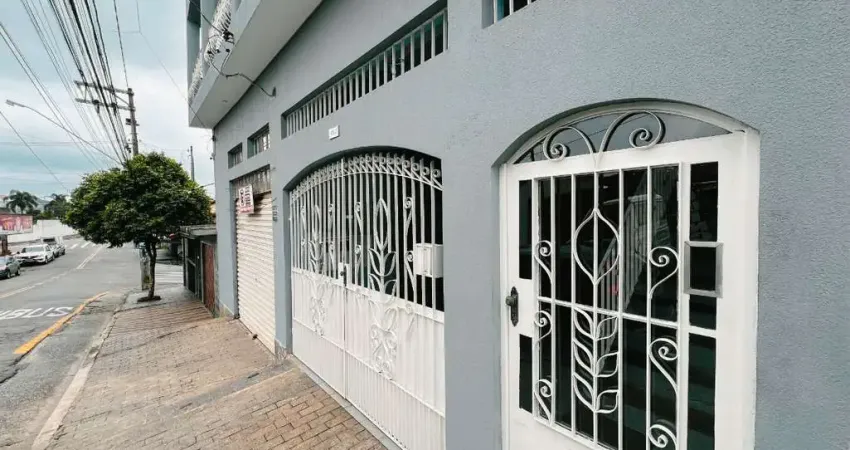 Sobrado para venda em Jardim Santa Lídia com 3 quartos, sendo 1 suíte, 371m²