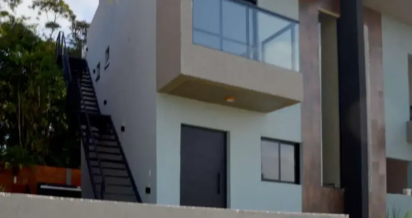 Casa no condomínio Villa Hipica Residence para venda com 2 quartos, sendo 1 suíte, 82m²