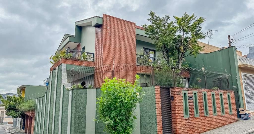 Sobrado para venda com 4 quartos, sendo 1 suíte, 286m²