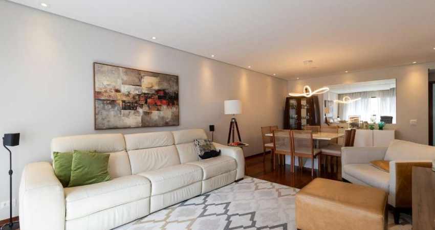 Apartamento tipo para venda com 3 quartos, sendo 1 suíte, 180m²