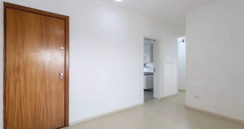 Apartamento tipo para locação com 2 quartos, sendo 1 suíte, 66m²