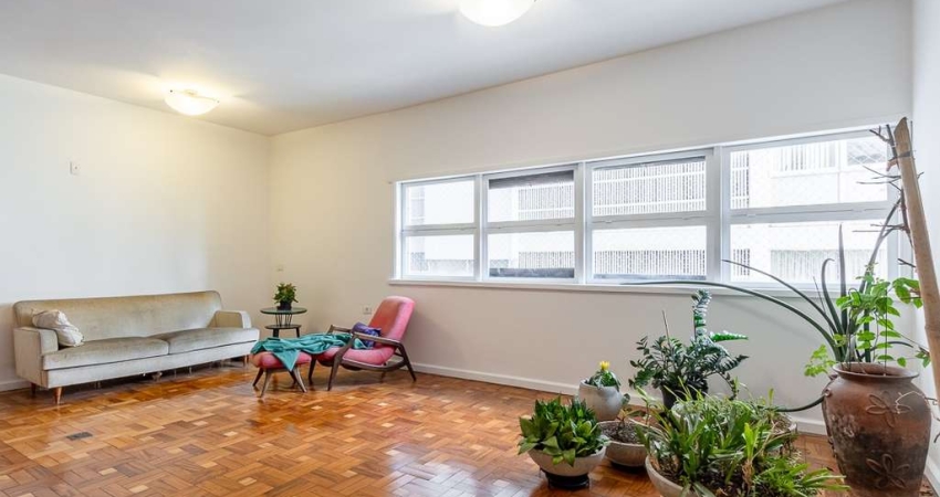 Apartamento tipo para venda com 3 quartos, sendo 1 suíte, 144m²