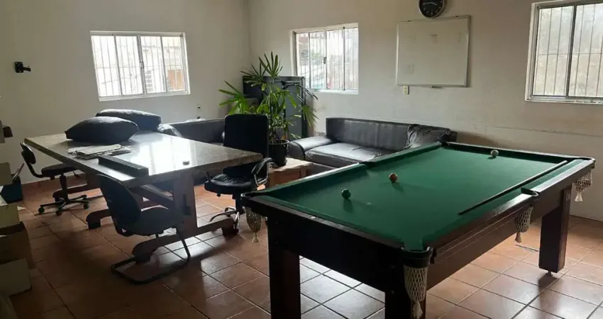 Casa comercial à venda na Rua Nelson Yoshitaka Seo, 215, Jardim São Judas Tadeu, Taboão da Serra