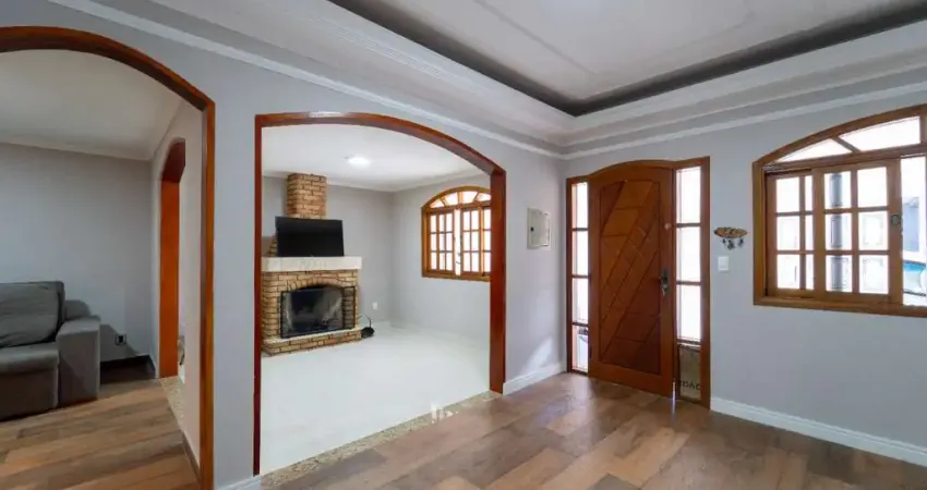 Casa no condomínio condomínio  dos metalurgicos para venda com 4 quartos, sendo 1 suíte, 223m²