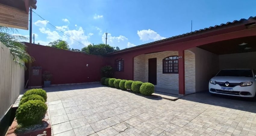 Vendo casa em Pinhais aceito apartamento na negociação