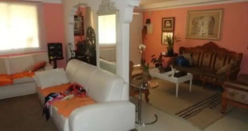 Casa em condomínio fechado com 4 quartos à venda no Parque Bristol, São Paulo 