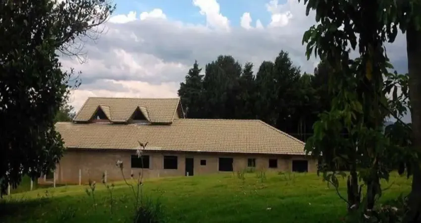 Casa com 4 quartos à venda no Jardim Mirante, Águas de Lindóia 