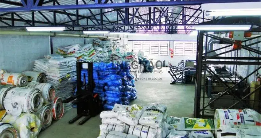 Barracão / Galpão / Depósito com 3 salas à venda na Vila Vera, São Paulo 
