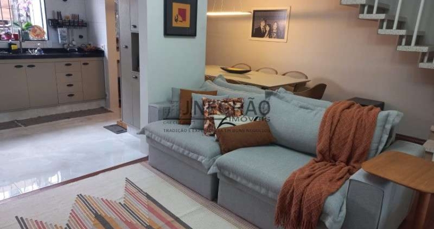 Imperdível - Casa à venda em São Paulo-SP, Bosque da Saúde: 3 quartos, 1 suíte, 4 salas, 2 banheiros, 2 vagas, 145m².