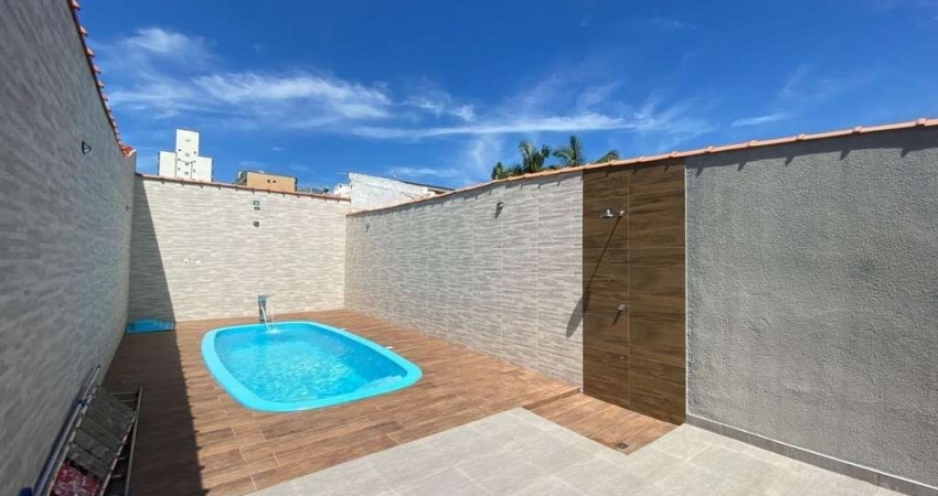 Casa 02 dormitórios piscina lado praia jardim real