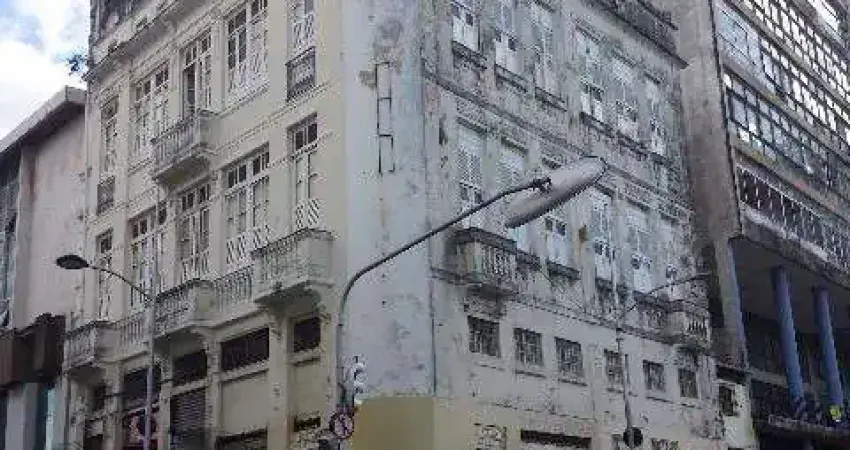 Hotel no Centro Histórico 20 Quartos sendo 15 Suítes