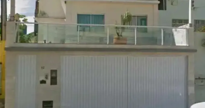 Casa com 3 quartos sendo 1 suíte 358m2 a venda no Horto Florestal