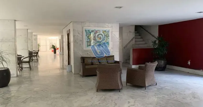 Amplo apartamento Campo Grande 4/4, sendo 1 suíte com vista para praça