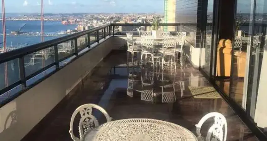 Apartamento 4 Suites sendo 1 suite master com vista para Baia de Todos os Santos 288m2 na Vitória