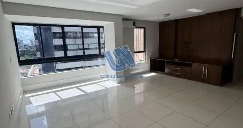 Apartamento Três Quartos sendo uma Suíte nascente 113m2 no Horto Florestal