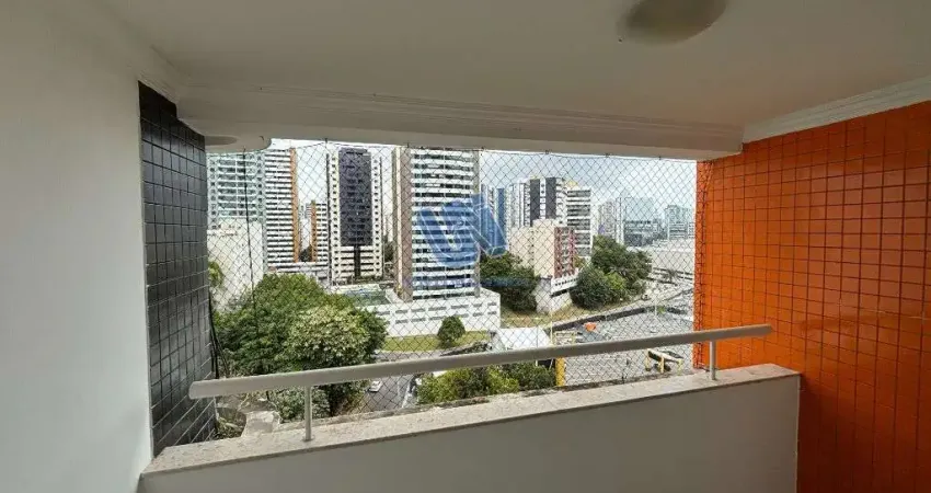 Apartamento quarto e sala com varanda 50m2 no Caminho das Arvores