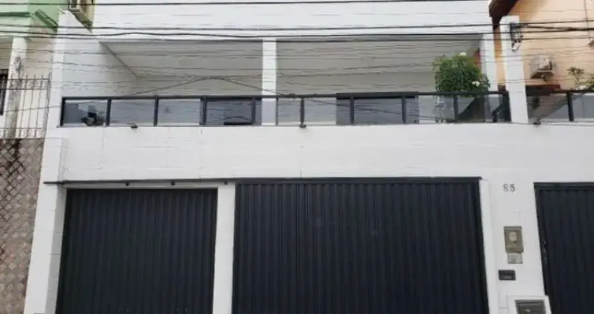 Casa com 5 quartos sendo 4 Suites com closet 600m2 em Matatu de Brotas