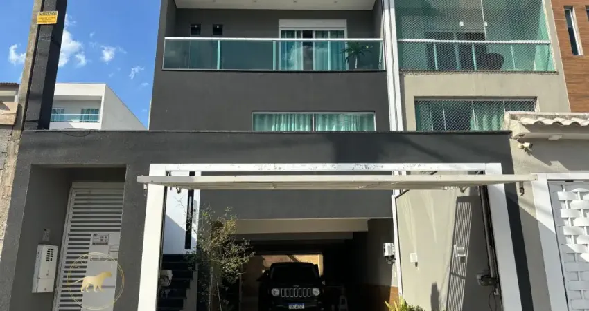 Lindo Sobrado à Venda em Caieiras!