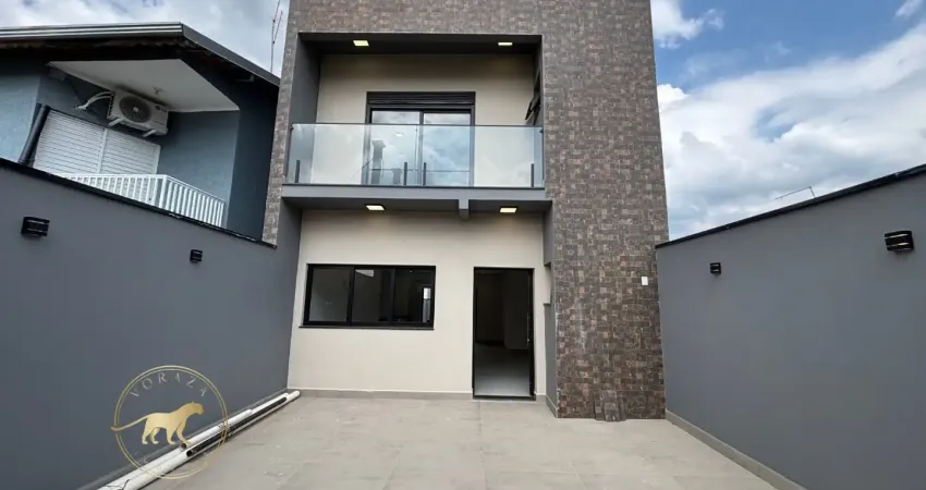 Casa com 3 quartos à venda na Rua Jandira Zanetti de Paula, 84, Laranjeiras, Caieiras