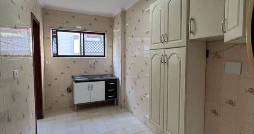Apartamento 1 Dormitório 1 Vaga Prédio com Piscina 300m da Praia