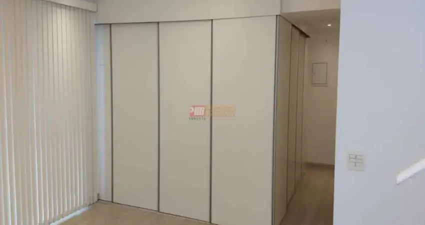 Duplex no Bairro Vila Madalena em São Paulo.