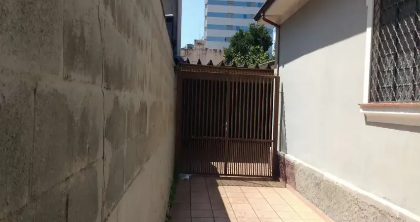 Casa Térrea no Bairro Rudge Ramos em São Bernardo do Campo.
