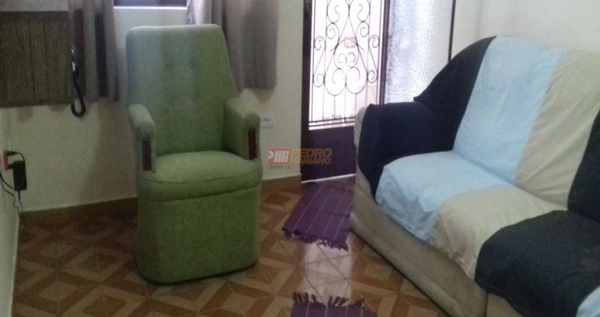 Casa Térrea no Bairro Vila Palmares em Santo André.