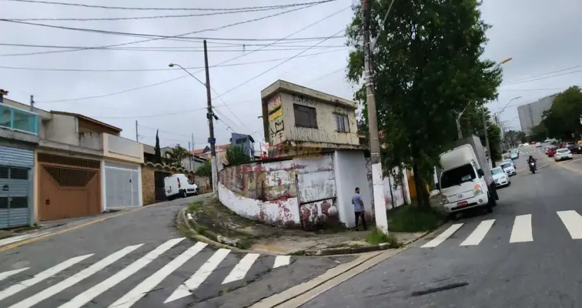 Terreno no Bairro Vila Sacadura Cabral em Santo André