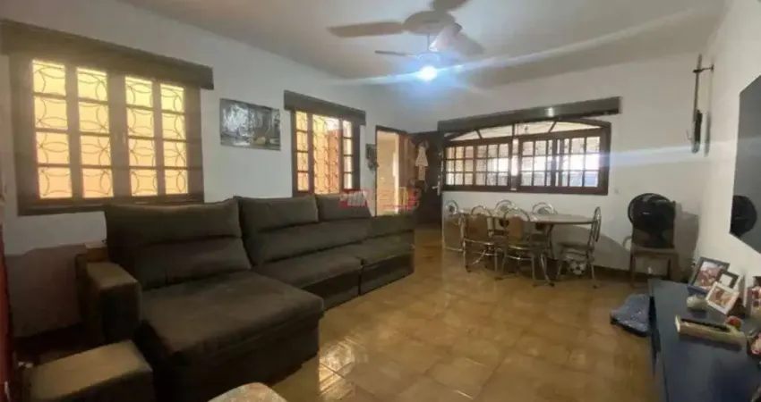 Sobrado no Bairro Campestre em Santo André