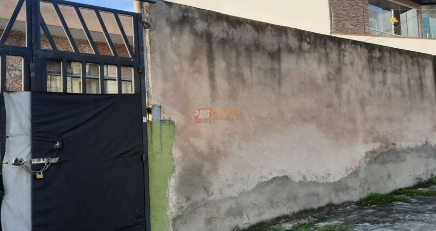 Terreno no Bairro Vila Scarpelli em Santo André