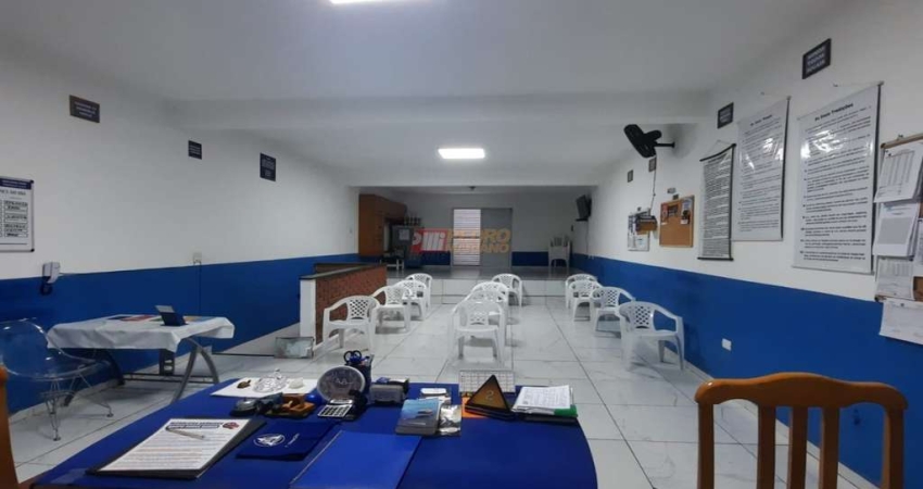 Salão comercial no Bairro Rudge Ramos em São Bernardo do Campo.