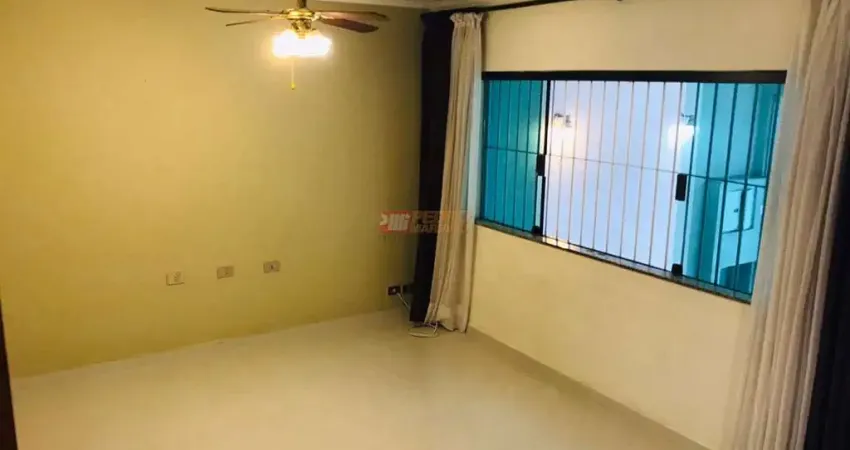 Casa com 3 quartos para alugar na Rua Carmine Perrella, 228, Mauá, São Caetano do Sul