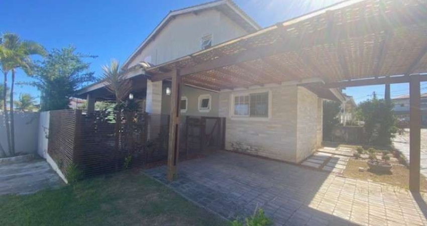 Venda de casa em Condominio - Vilas do Atlantico - Lauro de Freitas - BA