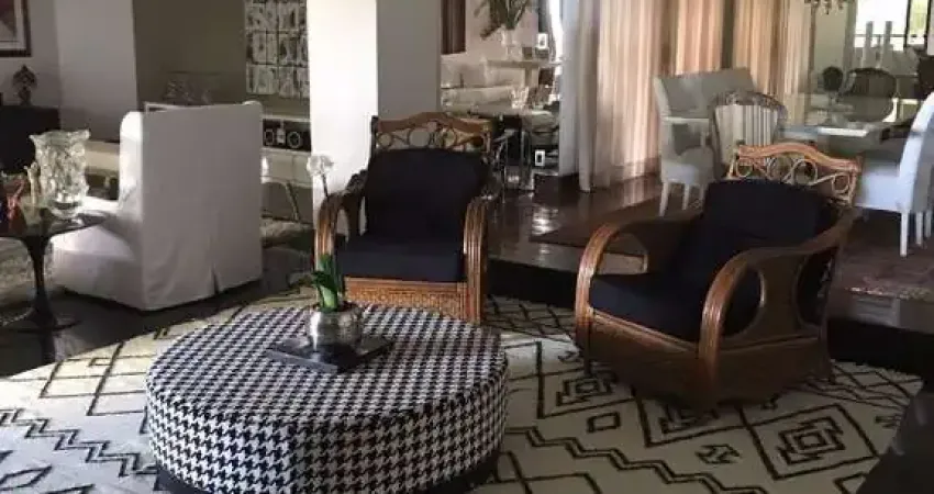 LINDO 4 SUITES NO RIO VERMELHO FRENTE AO MAR