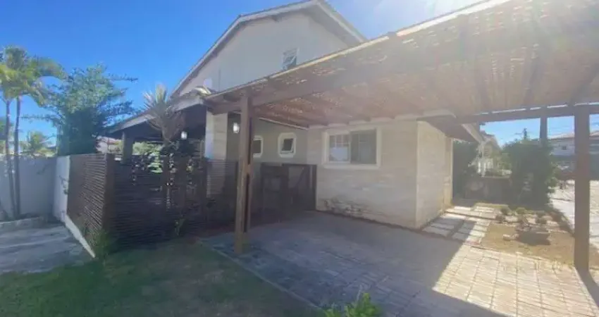 Locação de casa em Condominio - Vilas do Atlantico - Lauro de Freitas - BA