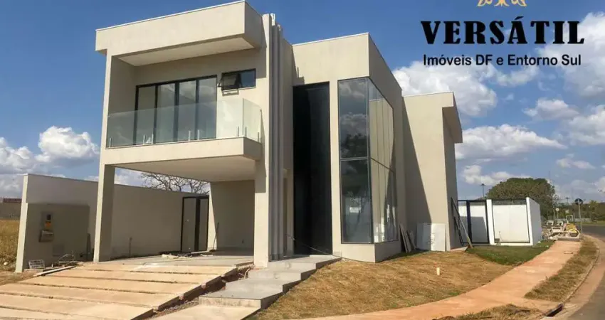Casa para Venda em Cidade Ocidental, Residencial e Comercial Damha, 4 dormitórios, 3 suítes, 6 banheiros, 3 vagas