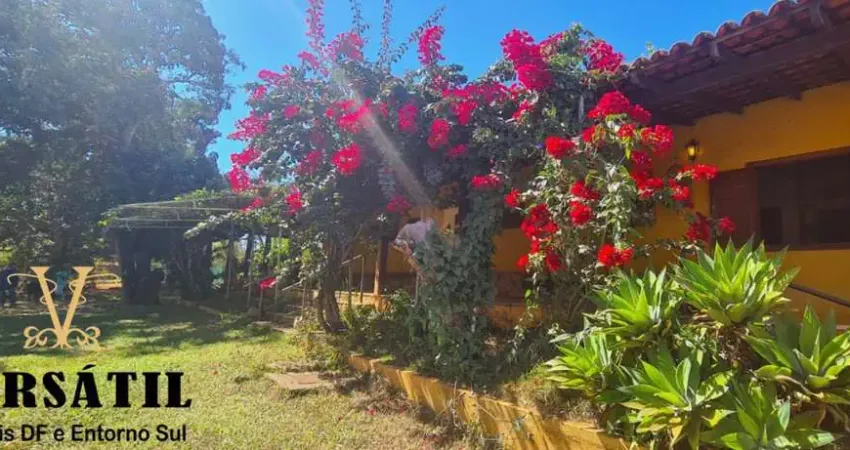 Chácara para Venda em Cidade Ocidental, 5 dormitórios, 1 suíte, 3 banheiros, 10 vagas