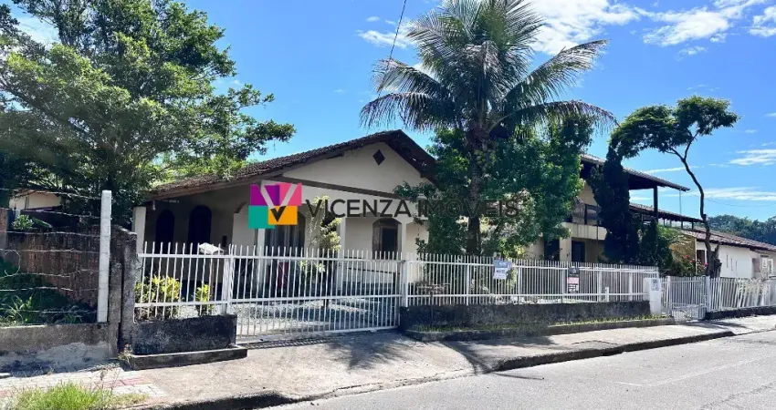 Terreno á venda com área de 464,00m² no bairro Glória - Joinville/SC.