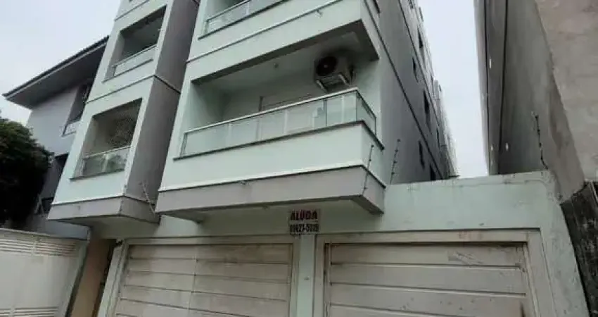 Apartamento de 01 dormitório com garagem próximo ao arco da ufsm para alugar