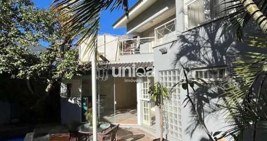 Vendo casa alto padrão 04 dormitórios próximo ao clube tênis no bairro noal