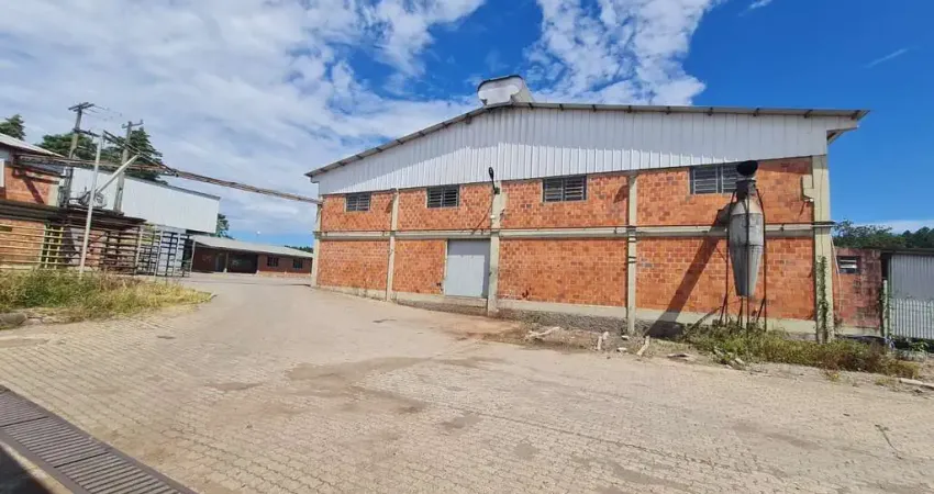 Alugo Pavilhões industriais 6.000m2 Escritório Refeitório em camobi - área 2,5ha