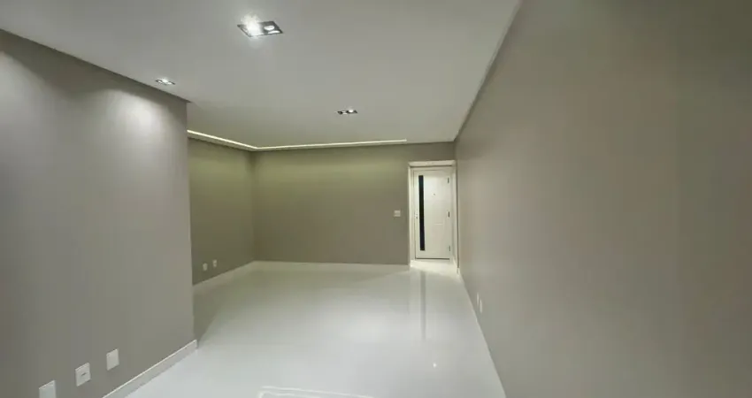 Apartamento 3/4 Reformado no Cidade Jardim