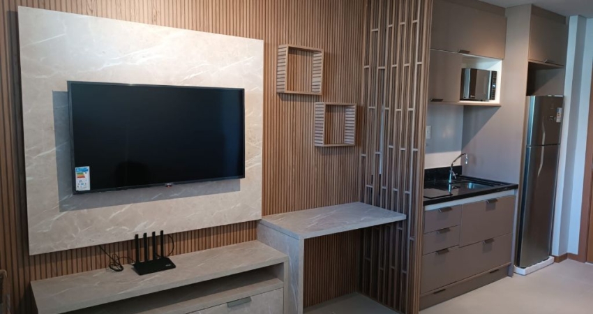 Studio mobiliado à venda no Barra Premium