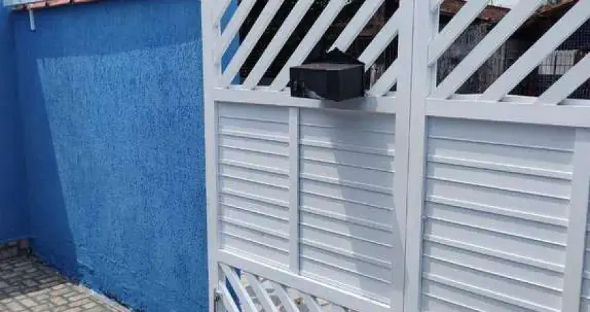 Casa com 2 dormitórios à venda, 75 m² por R$ 400.000,00 - Mirim - Praia Grande/SP