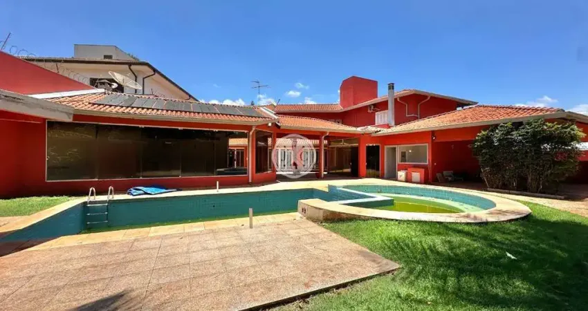 Casa com 04 quartos sendo 04 suítes, piscina e churrasqueira, 753 m² de área construída - jardim canadá