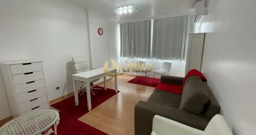 Sala comercial mobiliada para locação na Galeria Ritz – Centro de Curitiba