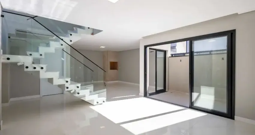 Casa em condomínio fechado com 3 quartos à venda no Santa Cândida, Curitiba 