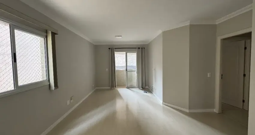 Apartamento com 3 quartos para alugar na Rua Desembargador Motta, 2012, Centro, Curitiba