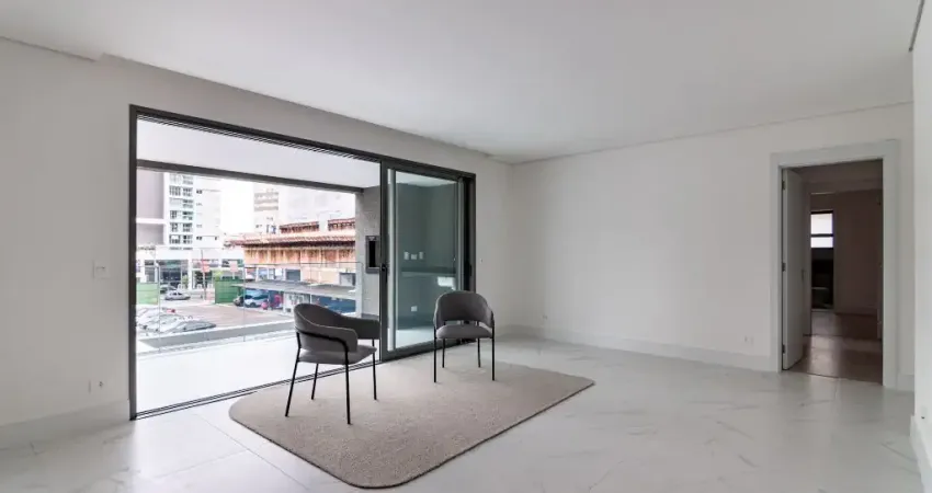 Vitra água verde: sofisticação em um apartamento novo com 3 suítes